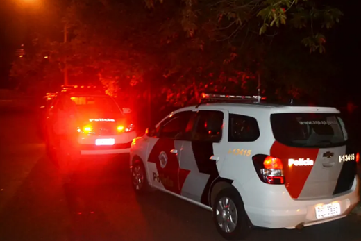 Furto de veículo. Vítima acionou a PM no Jardim do Bosque