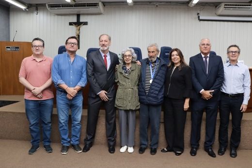 Na Câmara. Atleta recebeu a Medalha Prefeito Laert José Tarallo Mendes em reconhecimento à sua trajetória e dedicação ao esporte