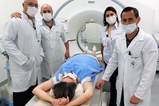 Equipe operacional do Hospital. Robson Prado (application da Imex), Marciano Salvi (técnico de radiologia), Bruna Castro (gerente de serviços de imagem) e Davio Ferreira (técnico de radiologia)
