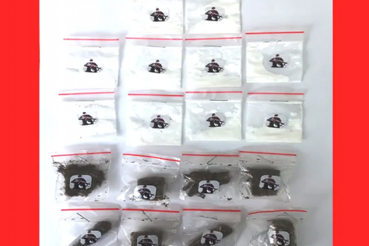 Jovem preso. Rapaz estava com 8 gramas de cocaína e 21 gramas de maconha