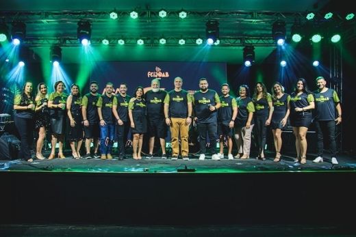 Comissão Organizadora e diretores da OAB-Matão. Agradecimentos a todos os participantes, sobretudo a quem fez as doações