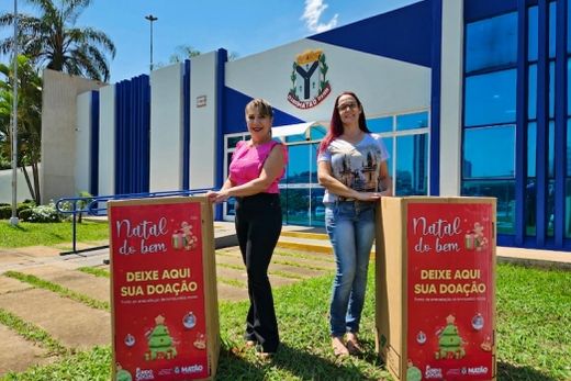 Márcia Ferrari e Marta Almeida, do Fundo Social. Para obter mais doações e organizar a distribuição dos brinquedos, o período de arrecadação foi antecipado