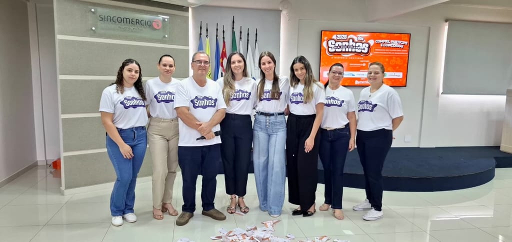 Representantes da ACE-Matão e do Sincomércio-Matão realizaram o sorteio dos prêmios nesta sexta-feira (16)