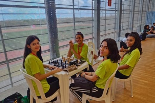 Maria Eduarda Azevedo, Camila Gregório, Graziela Ramos e Bianca Rodrigues. Na Categoria Individual, as matonenses Camila e Maria Eduarda ficaram em 6º e 7º