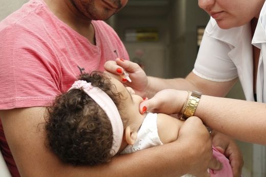 Proteção. Prorrogação possibilita mais tempo para os responsáveis verificarem a situação vacinal de seus filhos e, se necessário, atualizarem as doses em atraso