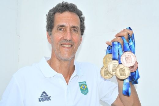 Kemmell. Nadador bateu recorde que buscava há dois anos, marcando 31 segundos e 45 centésimos nos 50 Metros Costas