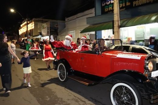 'Parada de Natal'. Diversos personagens natalinos desfilarão pelas ruas do Centro
