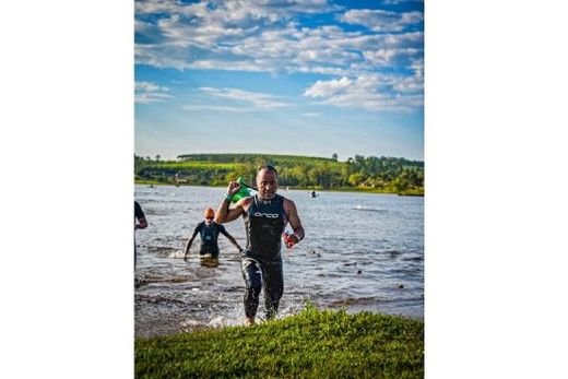 O campeão geral Rodrigo Dantas. Triatleta disputou a modalidade Triathlon Sprint