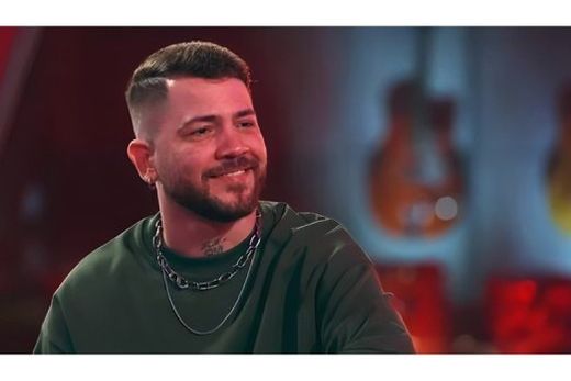 Disputado. Jhonny escolheu entrar no time que Mumuzinho divide com a cantora Iza