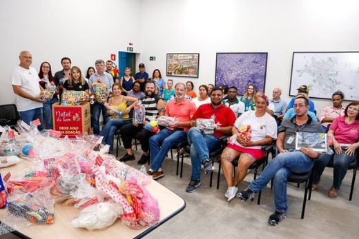 Entrega oficial. Entidades assistenciais farão a distribuição dos brinquedos entre as crianças cadastradas nos programas sociais