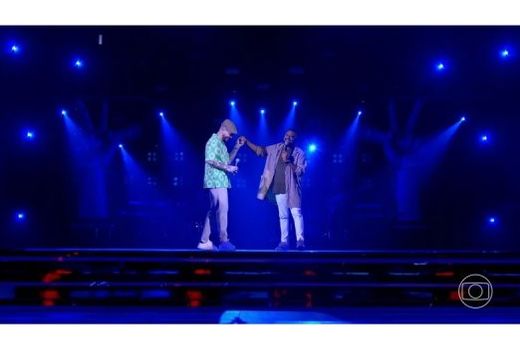 Jhonny (à esquerda) e Marquinho OSócio durante a 'batalha' no The Voice Brasil