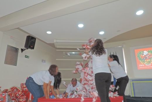 Sorteio foi transmitido ao vivo pelo Instagram das entidades. A campanha 'Natal sobre duas rodas' teve adesão de 92 lojas, que distribuíram 156 mil cupons