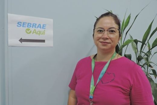Margarete Calera. "O MEI tem até o dia 31 de janeiro para pedir o reenquadramento, mas é necessário um prazo para conseguir acertar tudo antes de fazer essa solicitação"