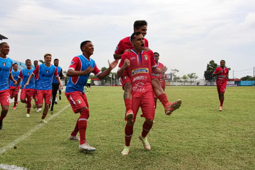 Em Suzano. União Suzano venceu a Matonense por 5 a 2
