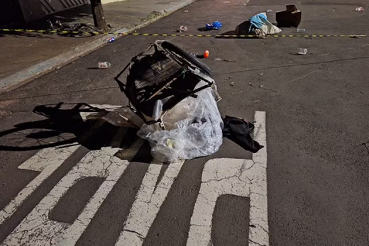 Coletor de recicláveis foi atropelado por carro no Park Imperador