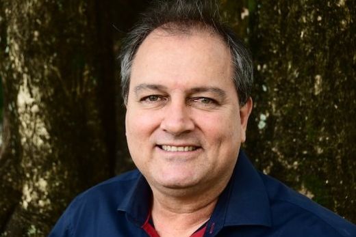 Marcelo Petrucelli. "A retirada de convites de mesas já reservadas pode ser feita até o próximo dia 10"