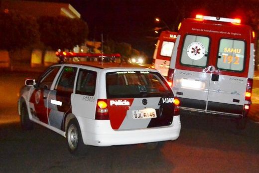 Vinicius Rafael Costa Vrkoslav estava sentado em um banco