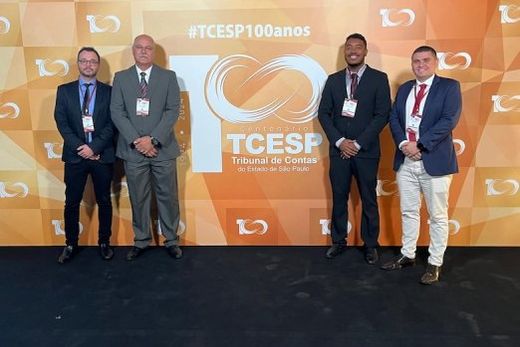 Presentes na sessão solene do TCESP. Milton Gouvêa, China Calabres, Lucas Marcelino e Marcos da Silva, no Memorial da América Latina, em São Paulo