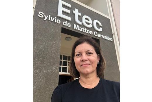 Ana Claudia Pereira. "A Etec-Matão é um dos centros de arrecadação. Nessas horas, a solidariedade e o apoio mútuo fazem a diferença. Vamos ajudar!"