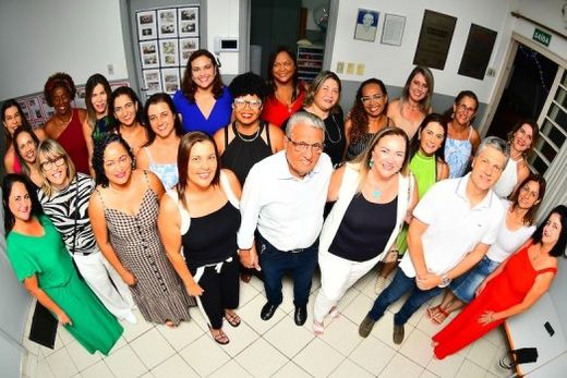 Num dos ambientes da unidade. Familiares do homenageado estiveram com autoridades municipais, representantes do Lions e integrantes da equipe da creche