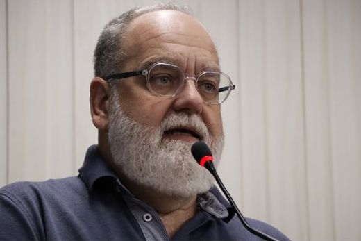 Paulo Bernardi. "Trata-se de um reconhecimento profundo e necessário dos sacrifícios, da coragem e do comprometimento demonstrados"