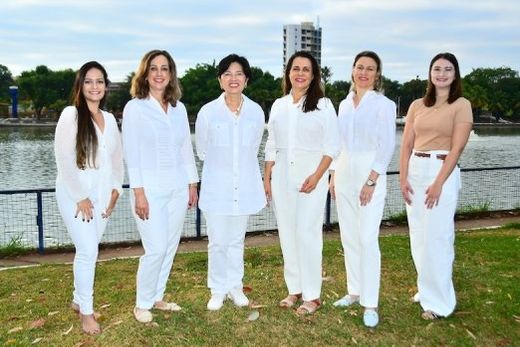 Algumas das 'Dentistas do Bem' em Matão. Janaína Alberto, Luciana Orlando, Márcia Chinen, Silvia Cadioli, Thalita Mancini e Giovana Prevideli