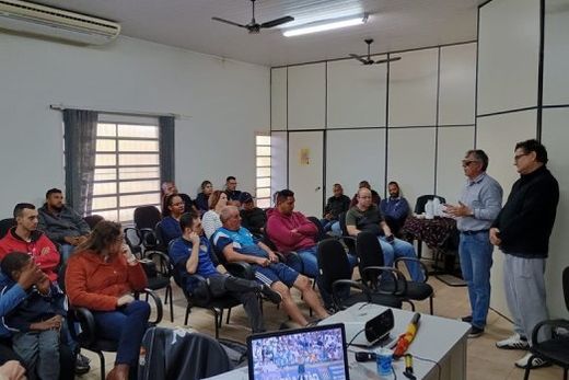 Curso de reciclagem. Participantes  tiveram acesso a informações atualizadas sobre a regra do jogo