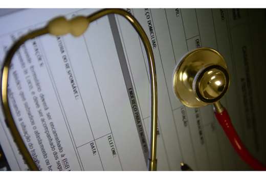 De 2019 a 2023, houve aumento de clientes da faixa etária até 15 anos atendidos por terapeutas ocupacionais, fonoaudiólogos, psicólogos e fisioterapeutas