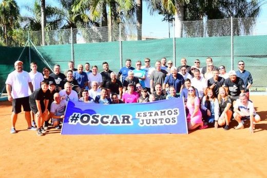 'Ação Entre Amigos'. Faixa simbolizou a essência do torneio de tênis realizado para Oscar Carvalho