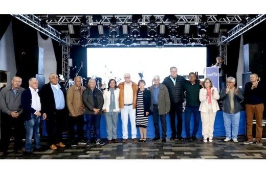 A Diretoria da AAPMR. Evento homenageou todos os presidentes que passaram pela entidade ao longo desses 25 anos