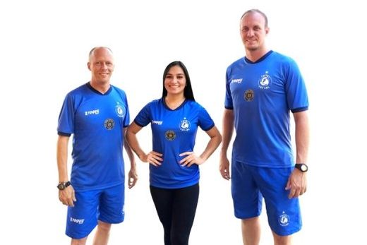 Rodrigo Pedrassolli, Giovana Espanha e Carlos Lulio. O diretor/professor, a responsável pela administração, divulgação e avaliação motora e o outro professor compõem a equipe da Total Futsal