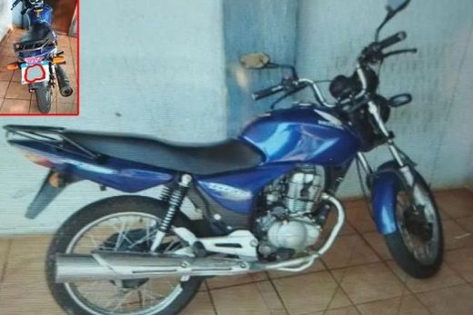 Moto foi furtada na segunda-feira (16)