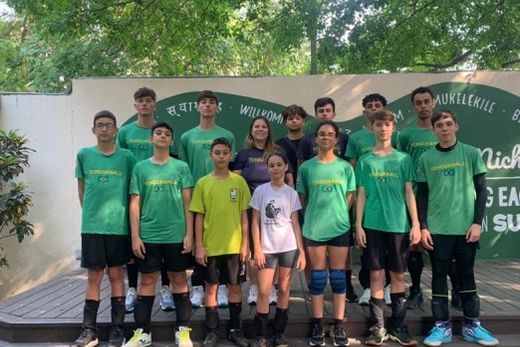As duas equipes campeãs. Campeonato Brasileiro de Tchoukball Juvenil foi disputado em São Paulo