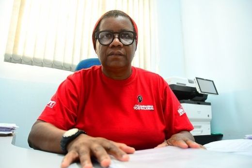 Edna dos Santos. "Dos acordos firmados somente no mês de setembro até o momento, foi alcançado um montante de R$ 10 milhões em abono salarial e R$ 6,5 milhões em PLR"