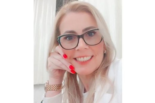 Elisangela. "O minicurso, gratuito, será dividido em quatro encontros semanais, cada um com duração de uma hora e meia"