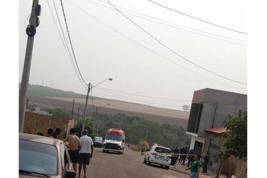Homicídio em Dobrada. Homem de 36 anos esfaqueou o tio, de 46