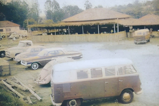 GALERIA DA CIDADE: O primeiro salão da Piscina