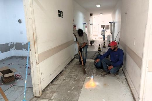 Posto A. Piso renovado