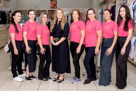 Equipe da Maribel. Loja prioriza a qualidade dos produtos e do atendimento aos clientes
