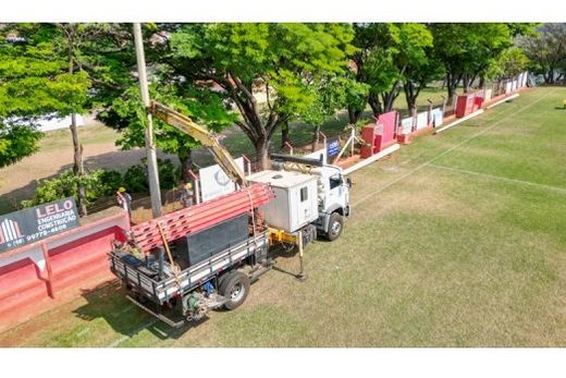 Instalação de lâmpadas de Led contempla 10 campos de futebol