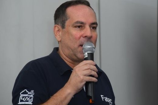 Marcelo Picchi. "São dois cursos superiores presenciais gratuitos, cada um deles com 34 vagas"