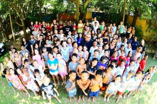 Celebração natalina. Confraternização foi destinada para crianças e adolescentes de 6 a 14 anos, da Comunidade Espírita Cairbar Schutel e do Programa SOS Cidadania