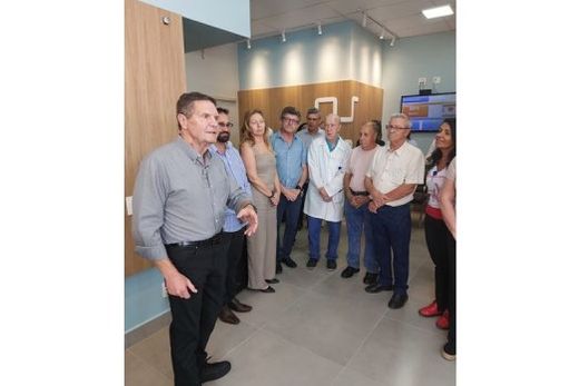 Inauguração. Solenidade teve o discurso de João Carlos Marchesan, diretor presidente do Hospital, acompanhado por demais diretores, médicos e colaboradores