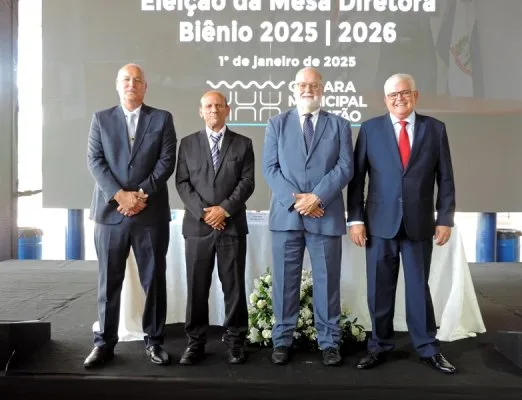 Os eleitos para a Mesa Diretora. China Calabres, Luiz Manzini, Paulo Bernardi e Ademir de Souza