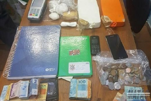 Três são presos por tráfico