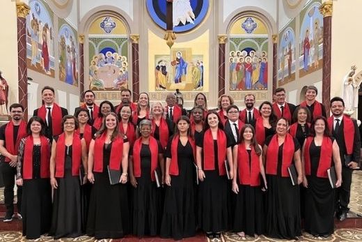 Em São Carlos. O Coro de Matão participou da Cantata de Natal, junto a outros corais, na Igreja de São Benedito
