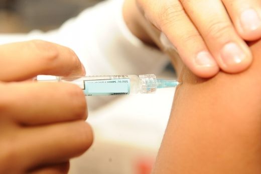 Vacinação contra a gripe começa na segunda-feira (23)