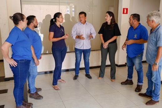 Entre os agentes de saúde. "As equipes têm feito um trabalho exemplar, mas é preciso que cada cidadão faça a sua parte", destacou Diego Mingorance, prefeito em exercício