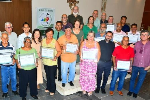 Homenagens, sorteios e reflexões. Evento aconteceu na Igreja de São Sebastião, na tarde da quarta-feira (22)