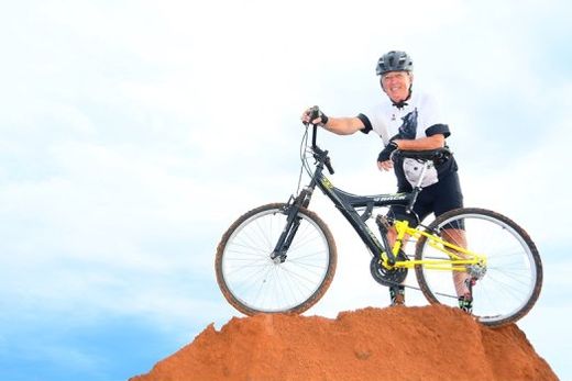 Sobre pedalar. "Além dos ganhos físicos, há algo que não consigo explicar totalmente, há algo espiritual em conexão"